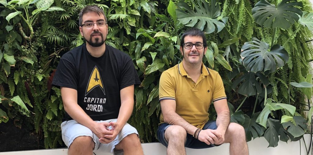 Hugo Riquelme y Jordi Sierramía crearon Singular Green, una empresa dedicada a las cubiertas vegetales