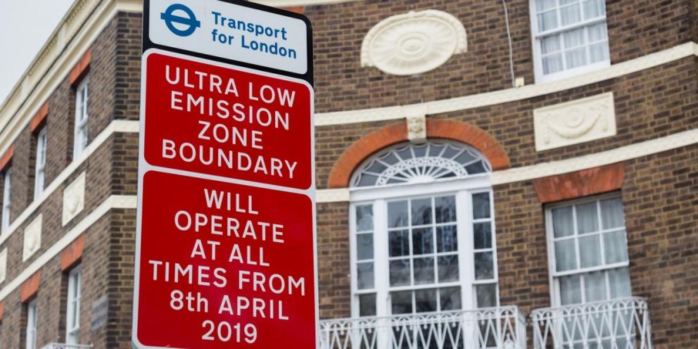 Londres pone en marcha la Ulez, una zona limitada a emisiones ultra bajas de gases contaminantes.