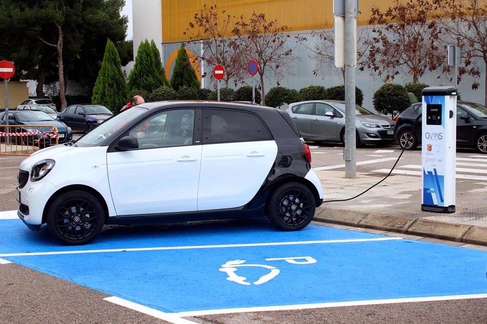 CarGreen comercializa vehículos eléctricos para el alquiler público en Paterna, su ciudad de origen.