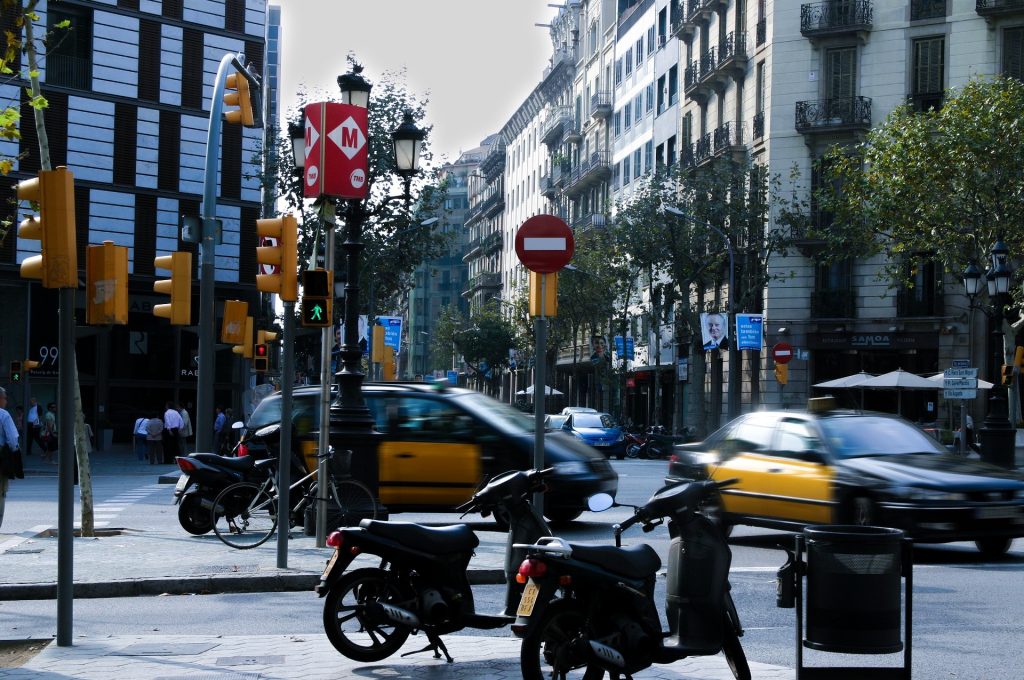 Barcelona pretende reducir la circulación de los vehículos más contaminantes a partir del 1 de enero de 2020.