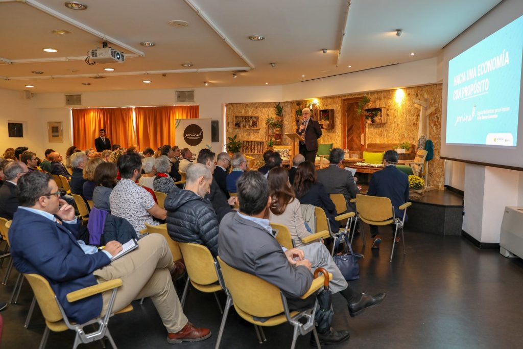 El proyecto Emine se ha presentado en Alicante y Murcia como un espacio donde reflexionar sobre la economía circular y del bien común.