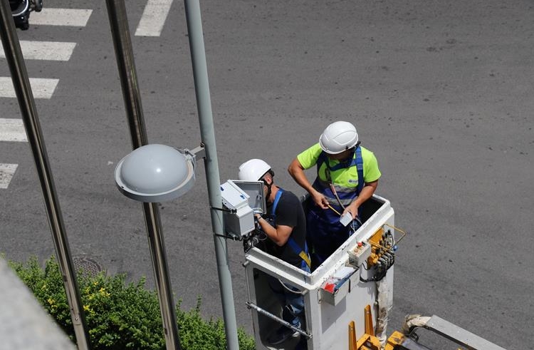 El alumbrado público de Torrent sirve de base para la Instalación de sensores. Ajuntament de Torrent