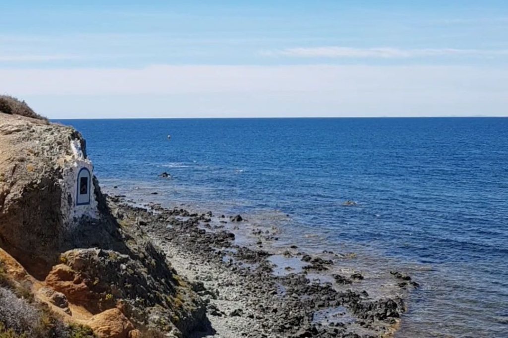 La aplicación estudiará en tiempo real la playa en el Postiguet y Tabarca para informar la ocupación de bañistas y embarcaciones, entre otros parámetros.