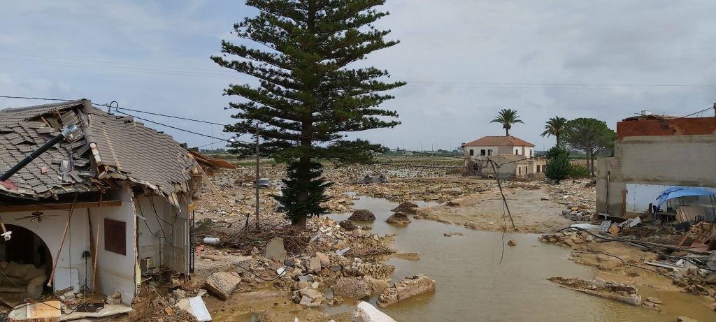 El documental Fango valora el trabajo frente a las inundaciones de la Vega Baja en 2019