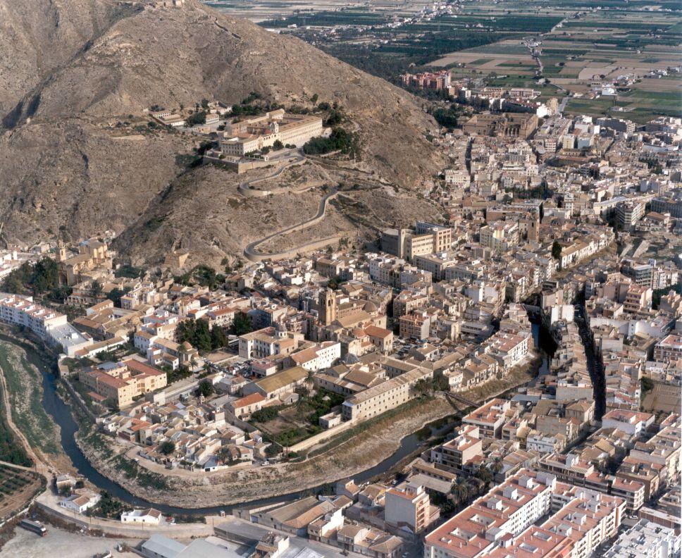 Panorámica aérea del Monte San Miguel y el río Segura. Foto Ayuntamiento de Orihuela