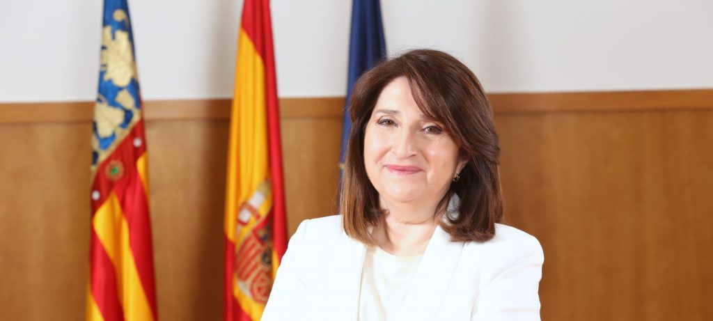 Amparo Navarro es la primera rectora de la Universidad de Alicante.